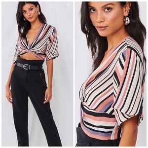 🎀🎀🎀Striped cropped top